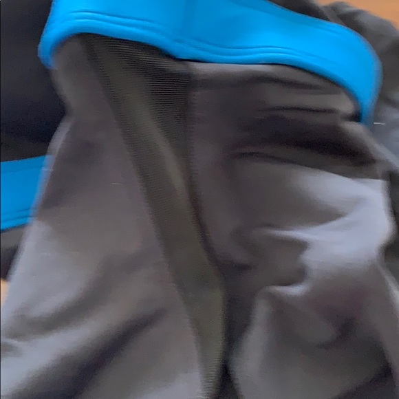 Swimsuit - Picture 3 of 4